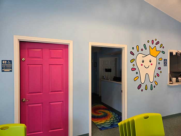 Wall Mural 4